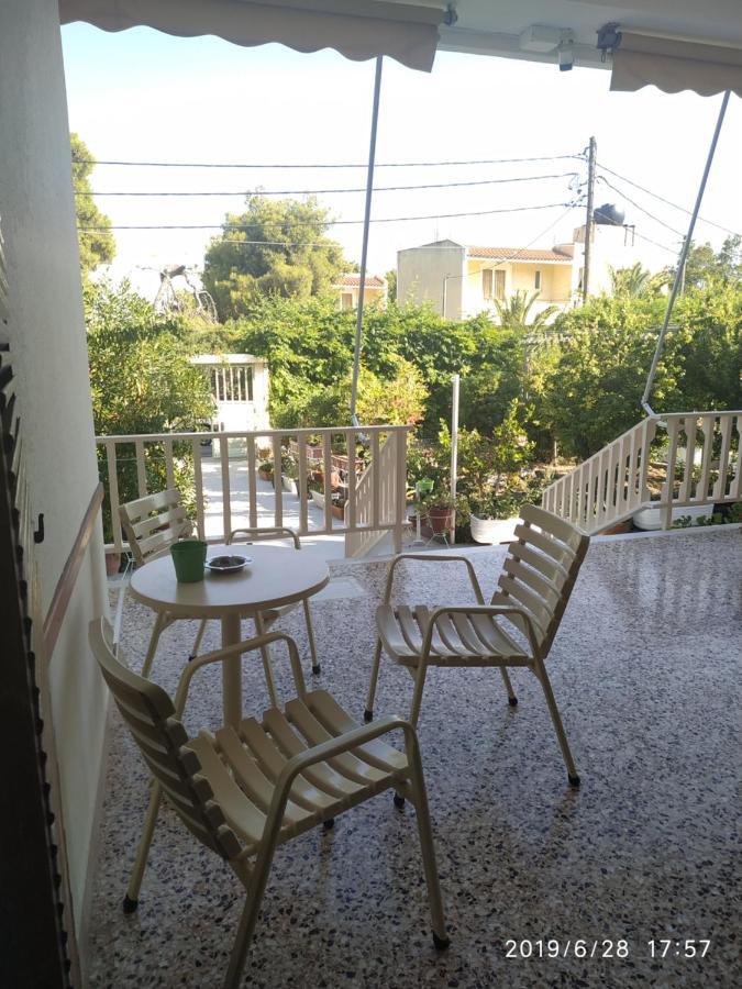 Finikas Rooms Agia Marina  Bagian luar foto