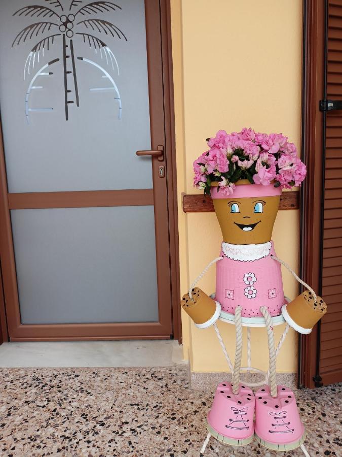 Finikas Rooms Agia Marina  Bagian luar foto