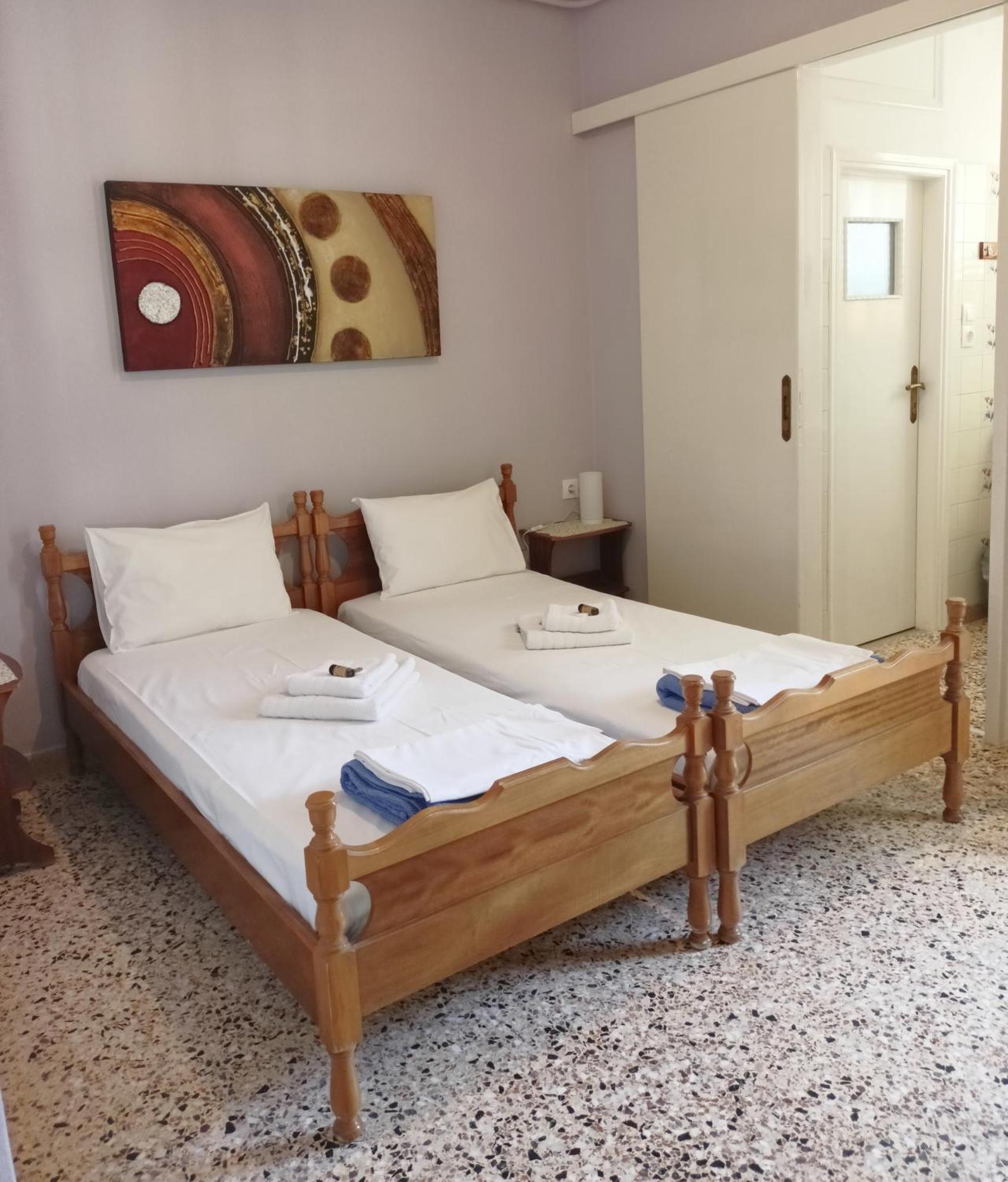 Finikas Rooms Agia Marina  Ruang foto